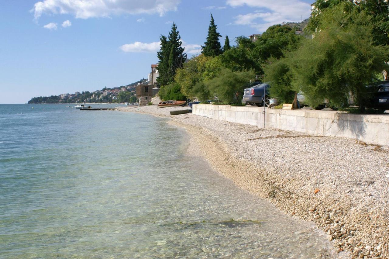 Apartments By The Sea Brist, Makarska - 15714 Подаца Екстер'єр фото