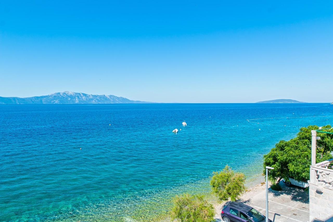 Apartments By The Sea Brist, Makarska - 15714 Подаца Екстер'єр фото